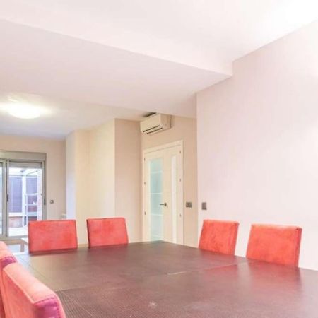 Impresionante Apartamento De 4 Dormitorios 3 Banos Y 2 Plazas De Garaje Madrid Luaran gambar