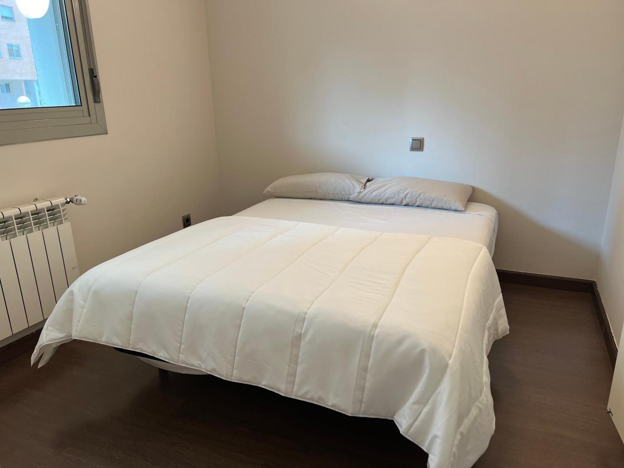 Impresionante Apartamento De 4 Dormitorios 3 Banos Y 2 Plazas De Garaje Madrid Luaran gambar